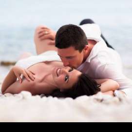 wedding photo at the beach